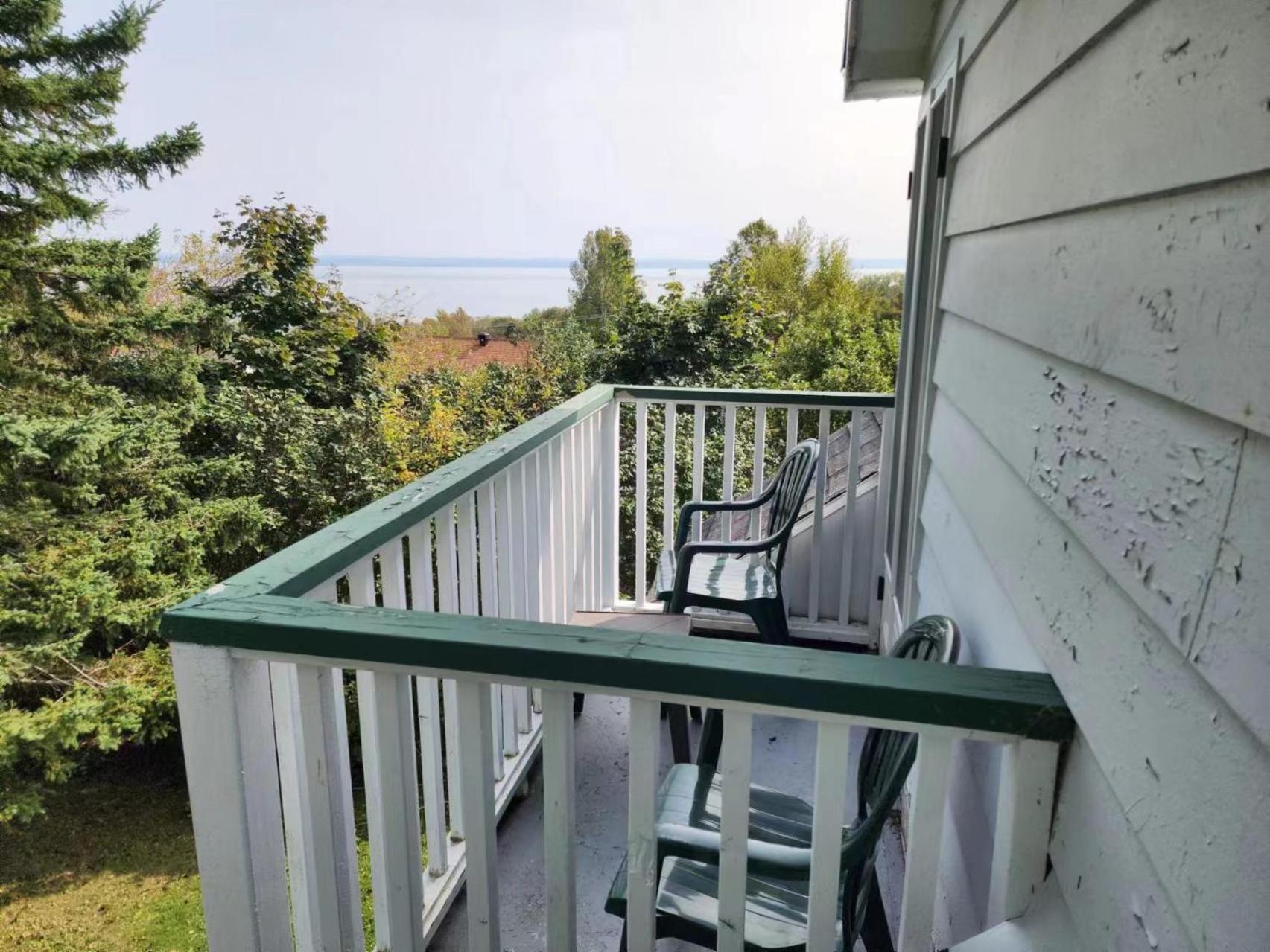 Auberge Des Nuages La Malbaie Exterior photo